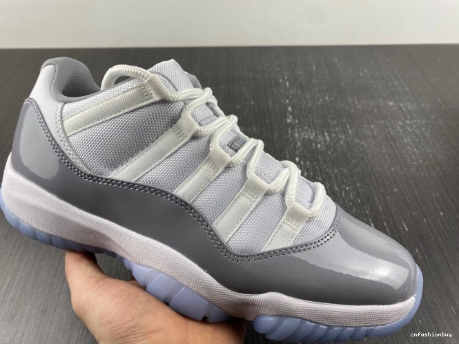 AV2187-140 Air Grey Jordan 11 Cement Low 0808